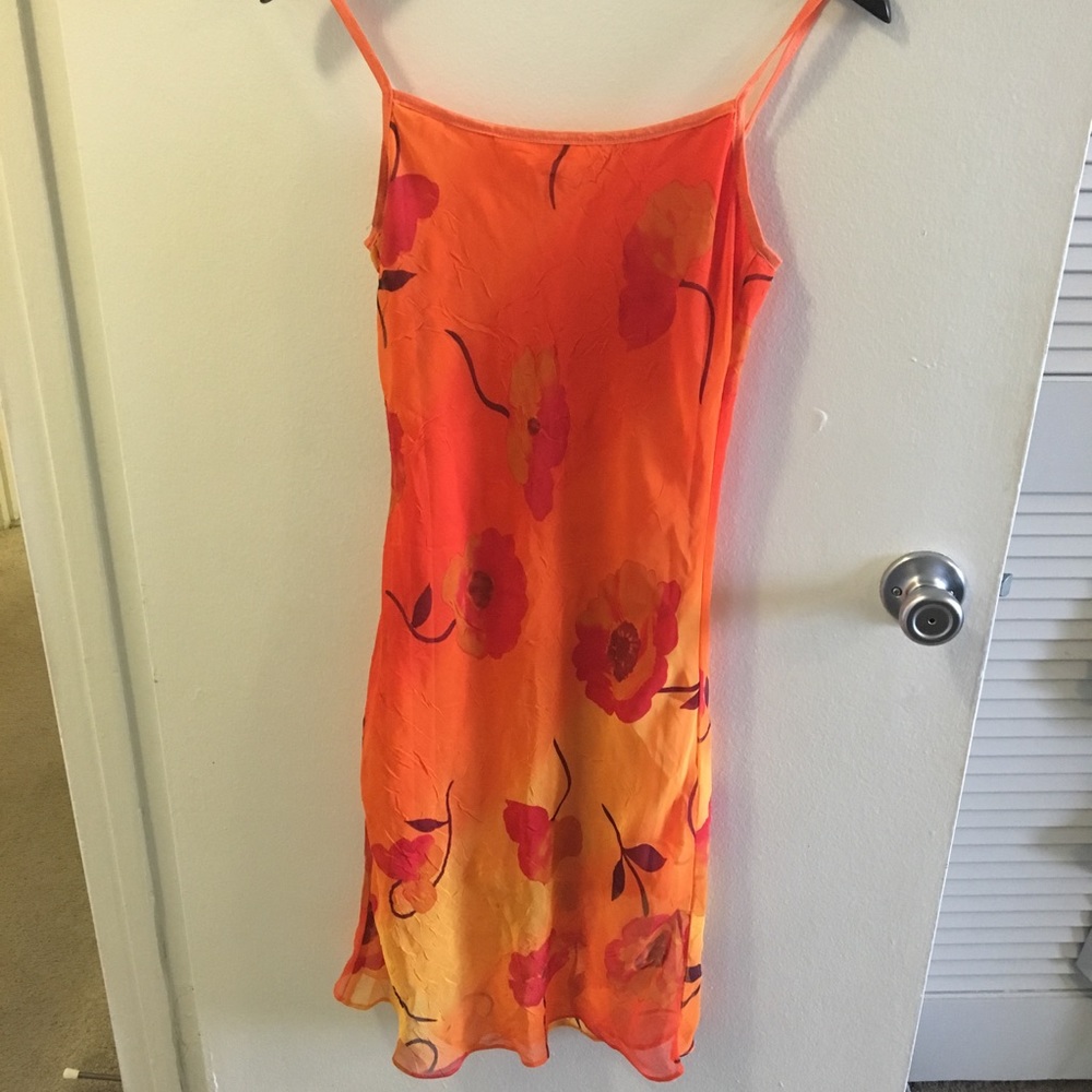 Beautiful Flowered Dress - Orange - Picture 5 of 5